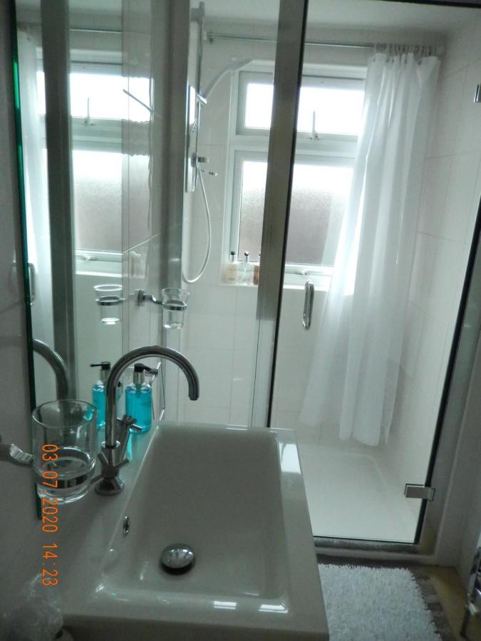 The Rutlands B&B Windsor Ngoại thất bức ảnh