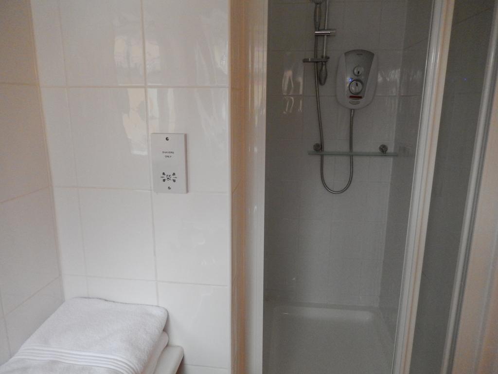 The Rutlands B&B Windsor Ngoại thất bức ảnh